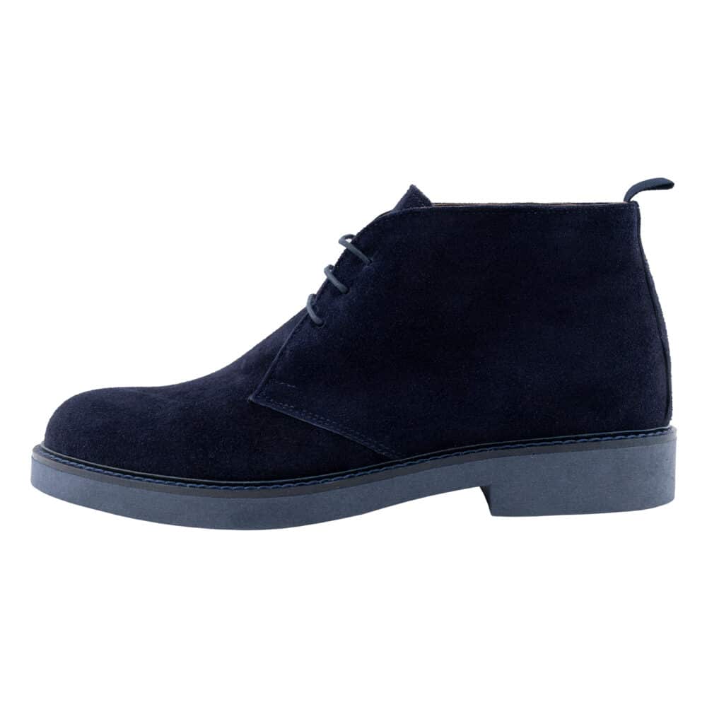 Blue deals suede chukka