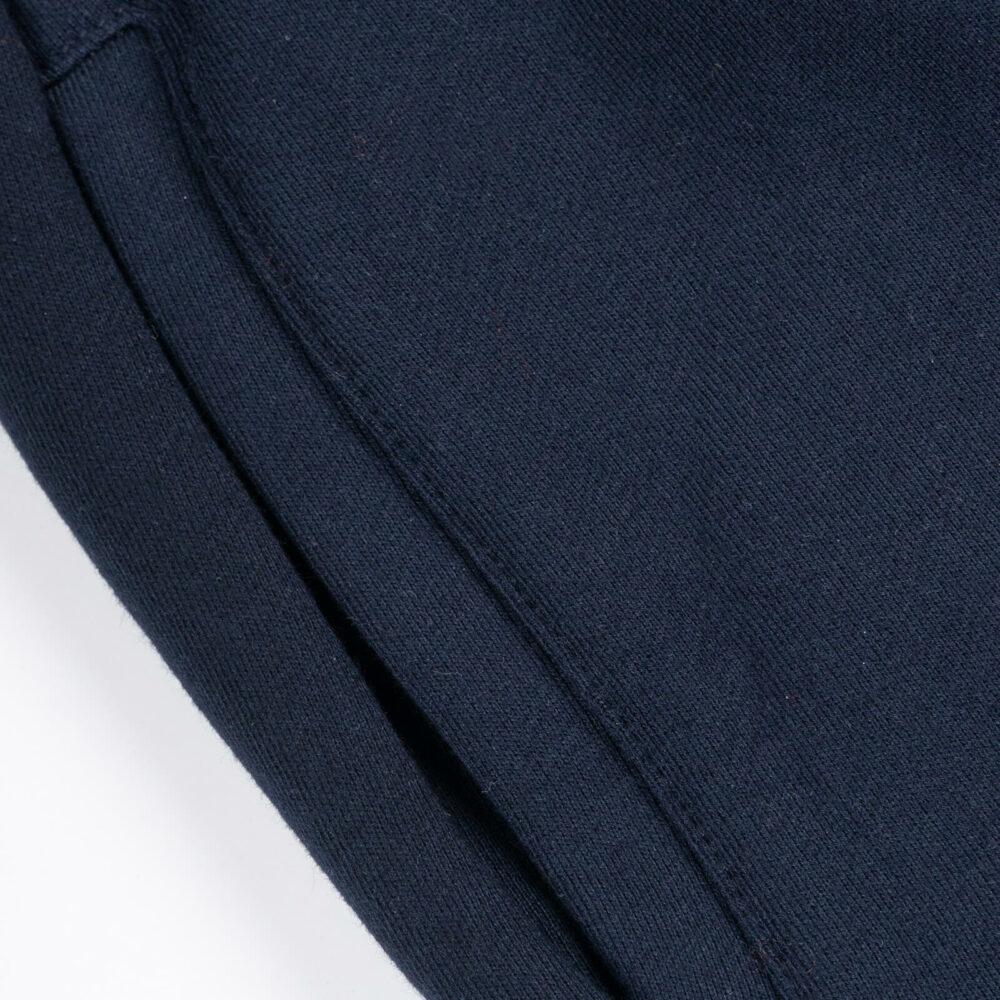 008 (4)