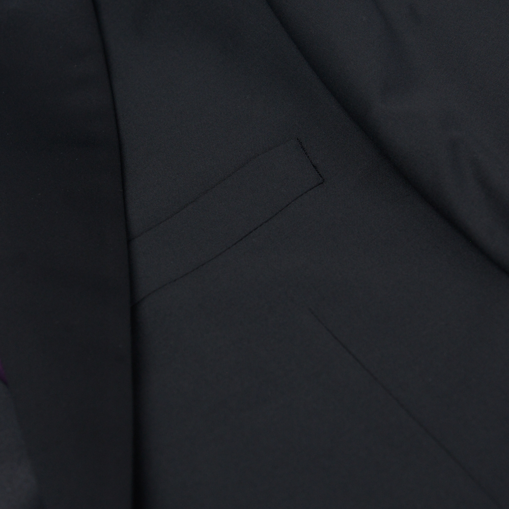 1298908302 (3) 1298908302 (3)