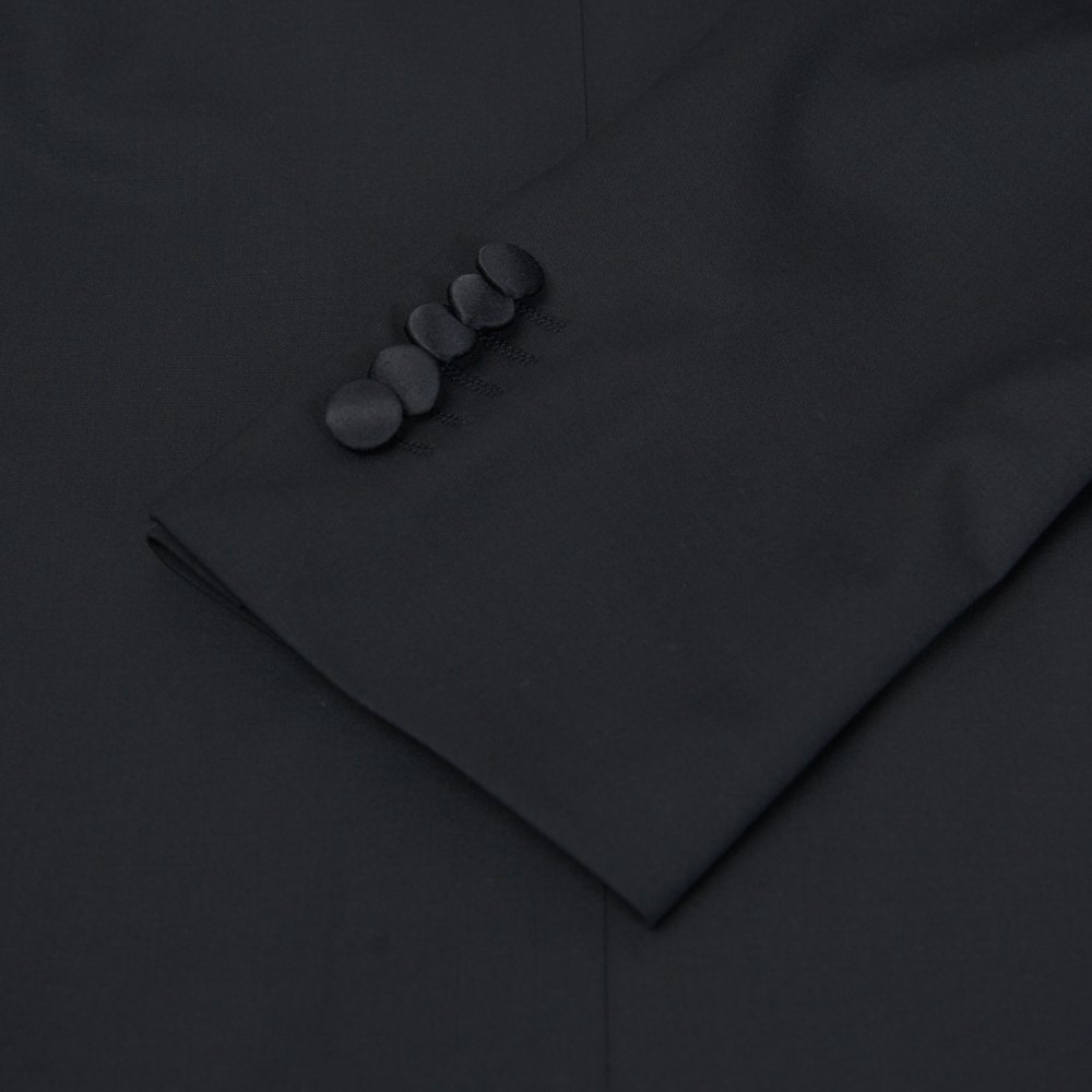 1298908302 (9) 1298908302 (9)